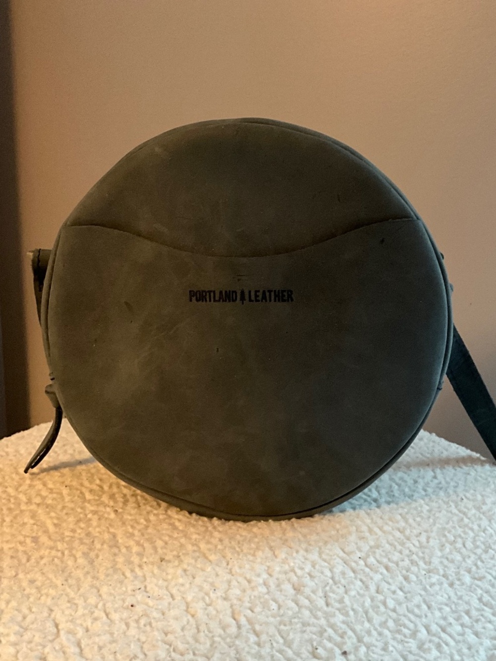Portland Leather Goods Circle Crossbody bag